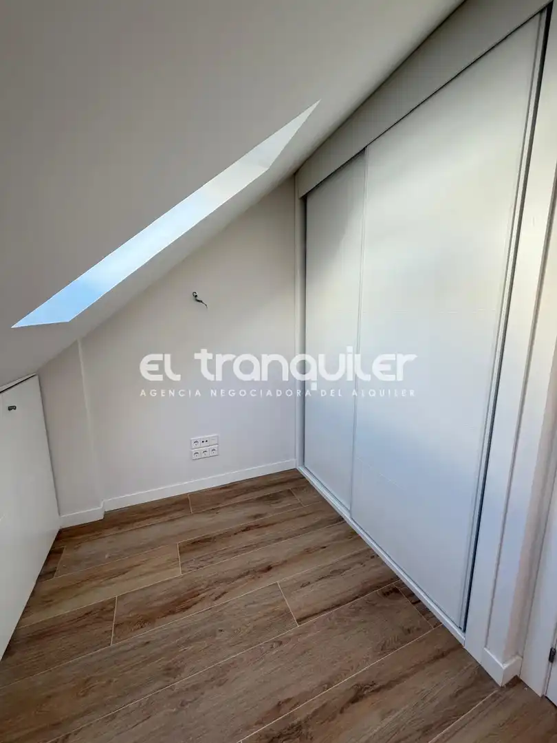 Habitación de Dúplex de alquiler en Majadahonda con Parquet, Terraza y Trastero