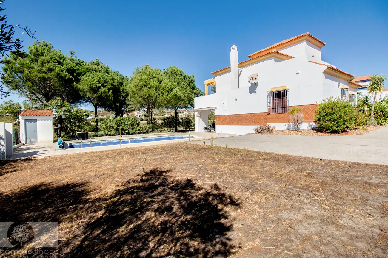 Exterior view of Houses for sale in Ayamonte  with Air Conditioner, Private garden and Terrace