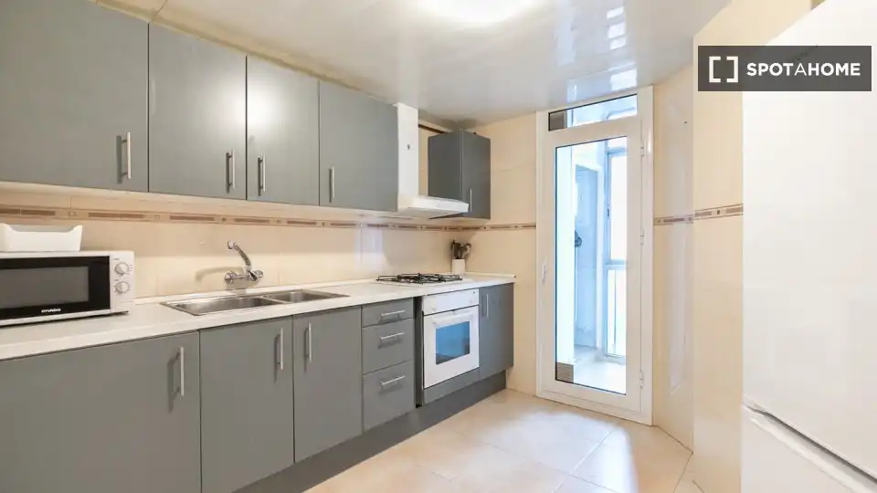 Flat with terrace to rent in Eixample, imagen 15