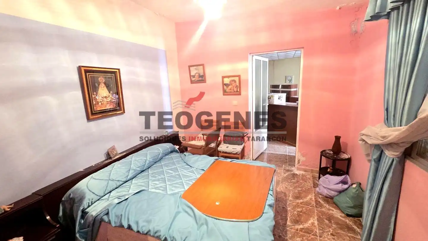 Habitación de Casa o chalet en venta en Zarza de Tajo con Aire acondicionado y Amueblado