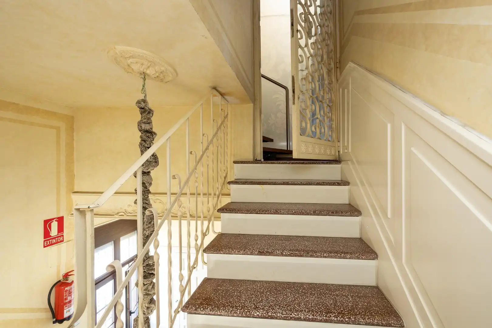 Villa con terrazza in vendita a Genil, imagen 46