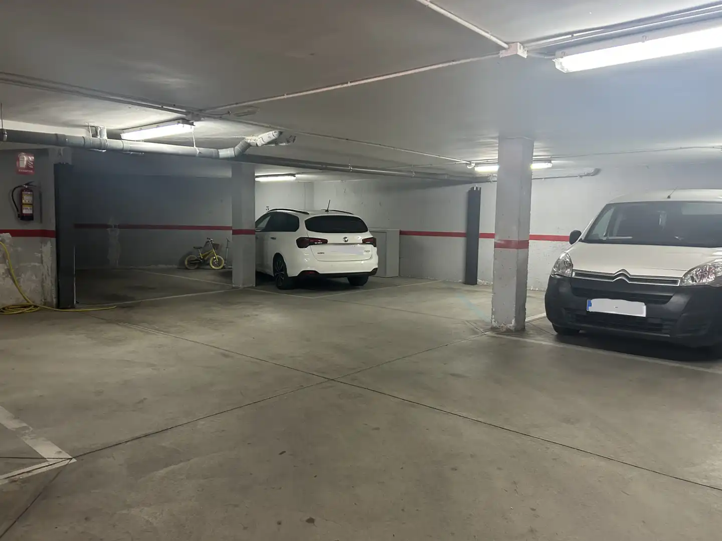 Aparcament de Pis en venda en Navas del Rey amb Calefacció, Traster i Forn