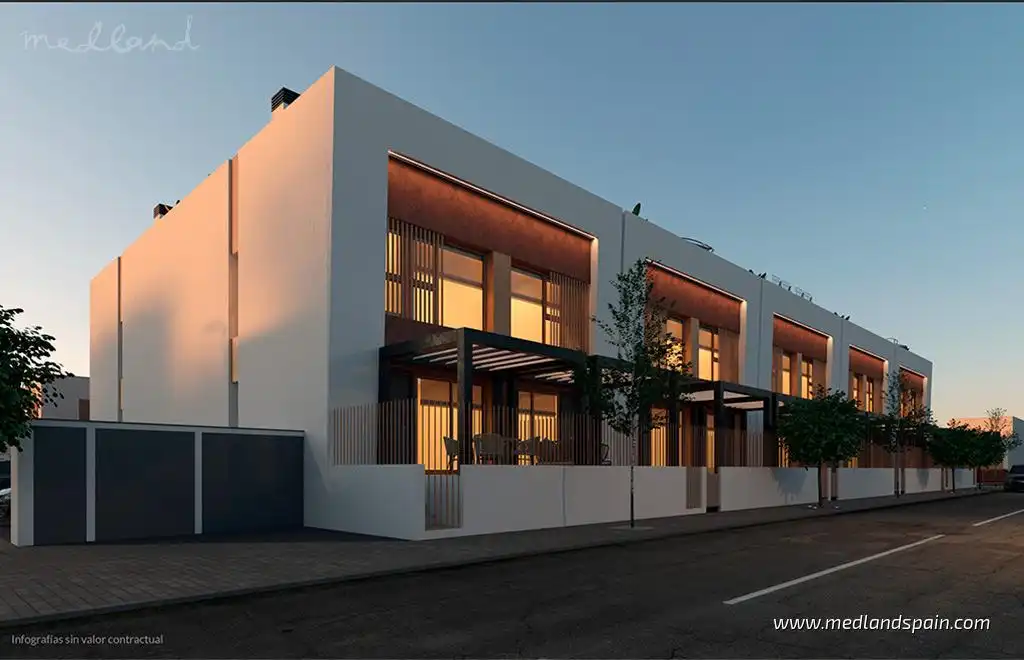 Terraced house with garden for sale in Dolores