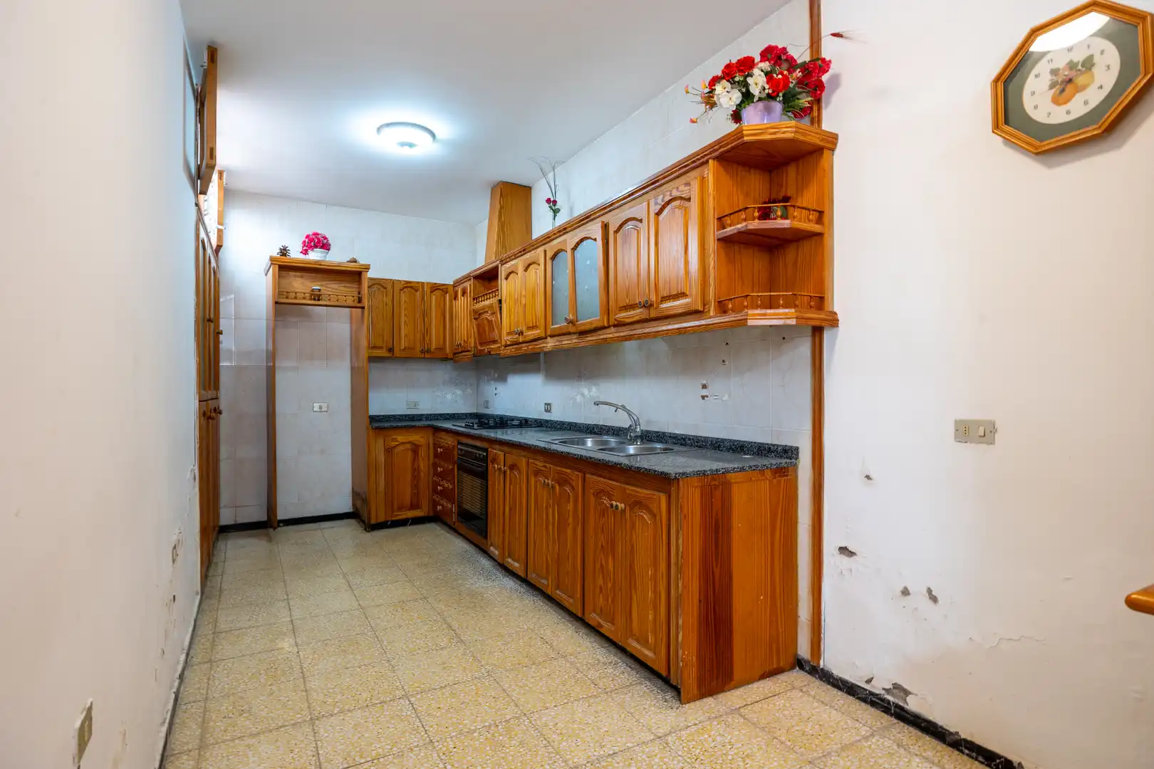 Cuina de Casa o xalet en venda en Santa Lucía de Tirajana amb Terrassa i Balcó
