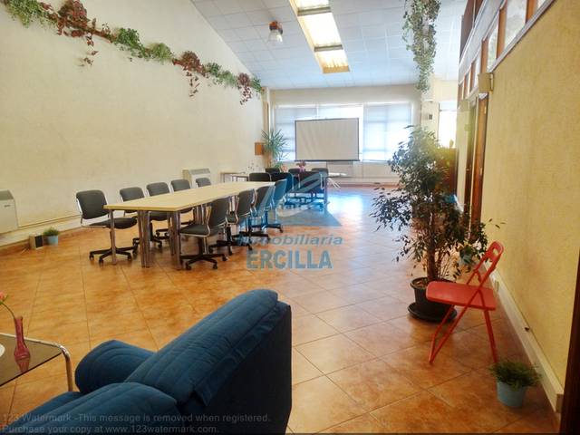 Oficina en Alquiler en Derio