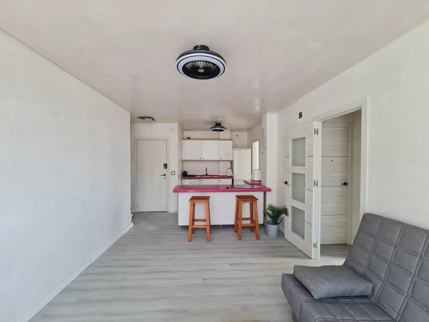 Cuina de Apartament en venda en La Antilla amb Terrassa i Moblat