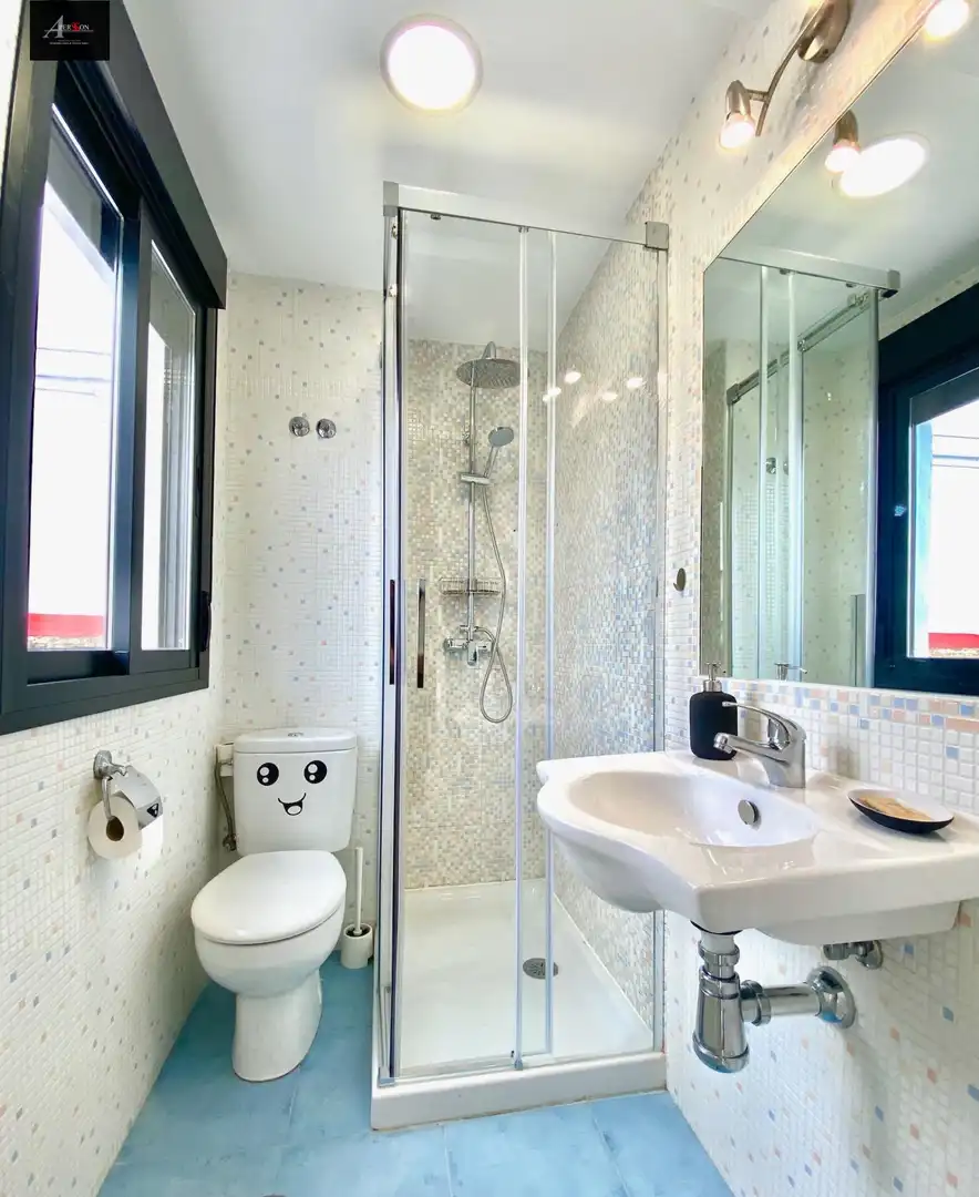 Bathroom of Duplexes for sale in Écija  with Air Conditioner, Terrace and Furnished