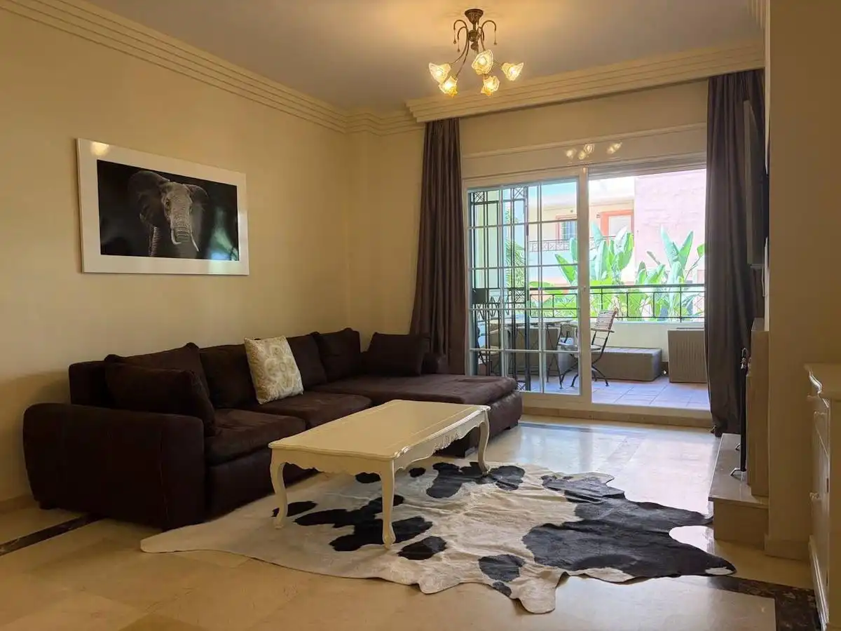 Wohnzimmer von Erdgeschoss zur Miete in Marbella mit Klimaanlage, Terrasse und Abstellraum