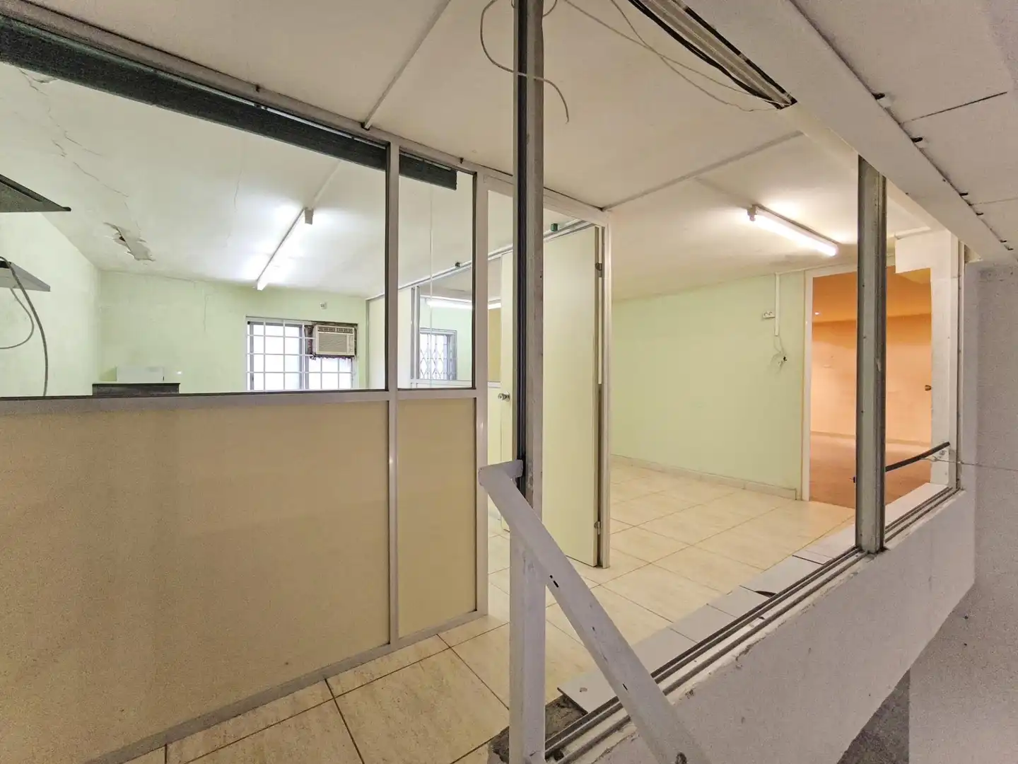 Gewerbefläche zur Miete in Carrer de Reding, imagen 15