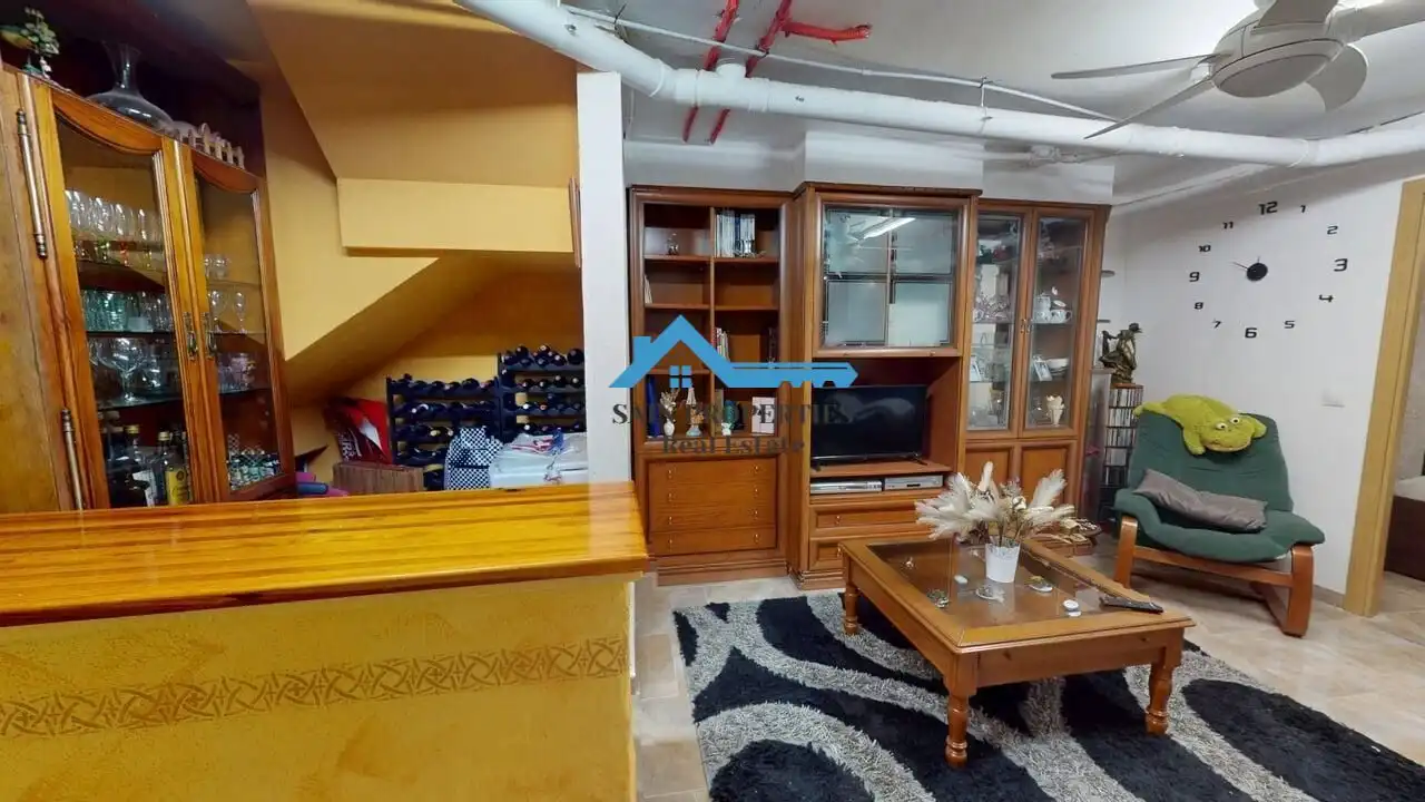 Casa aparellada amb terrassa en venda a Varadero, imagen 25