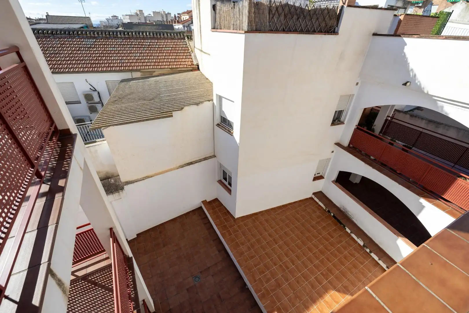 Vista exterior de Ático en venta en Atarfe con Aire acondicionado, Terraza y Trastero