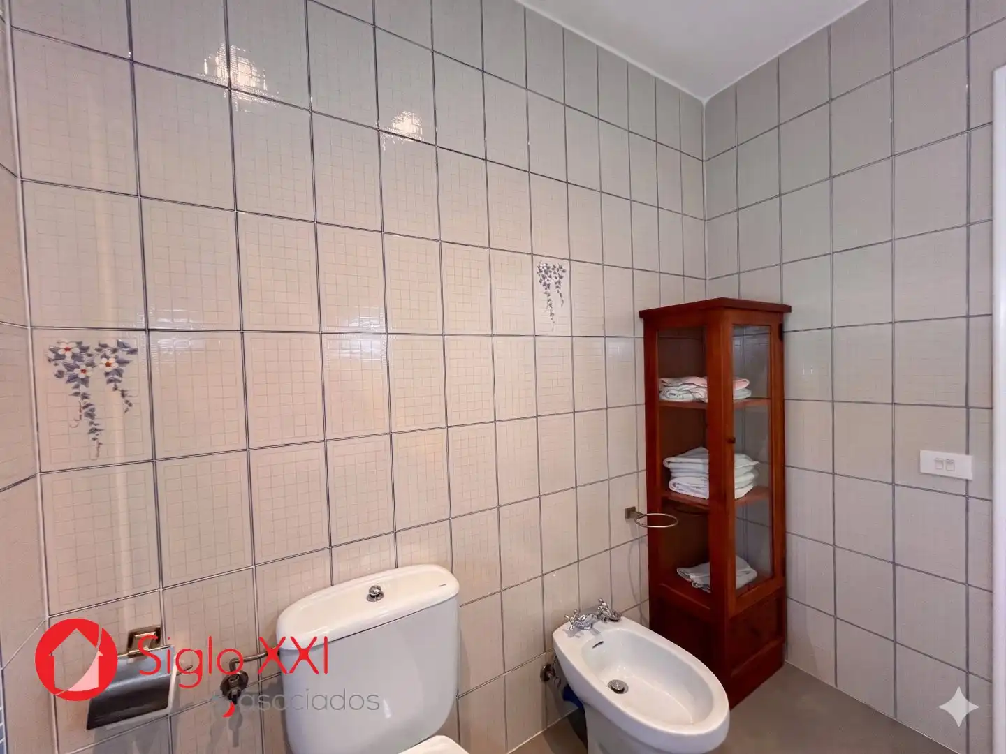 Badezimmer von Einfamilien-Reihenhaus zum Verkauf in Castellón de la Plana / Castelló de la Plana mit Klimaanlage, Heizung und Terrasse
