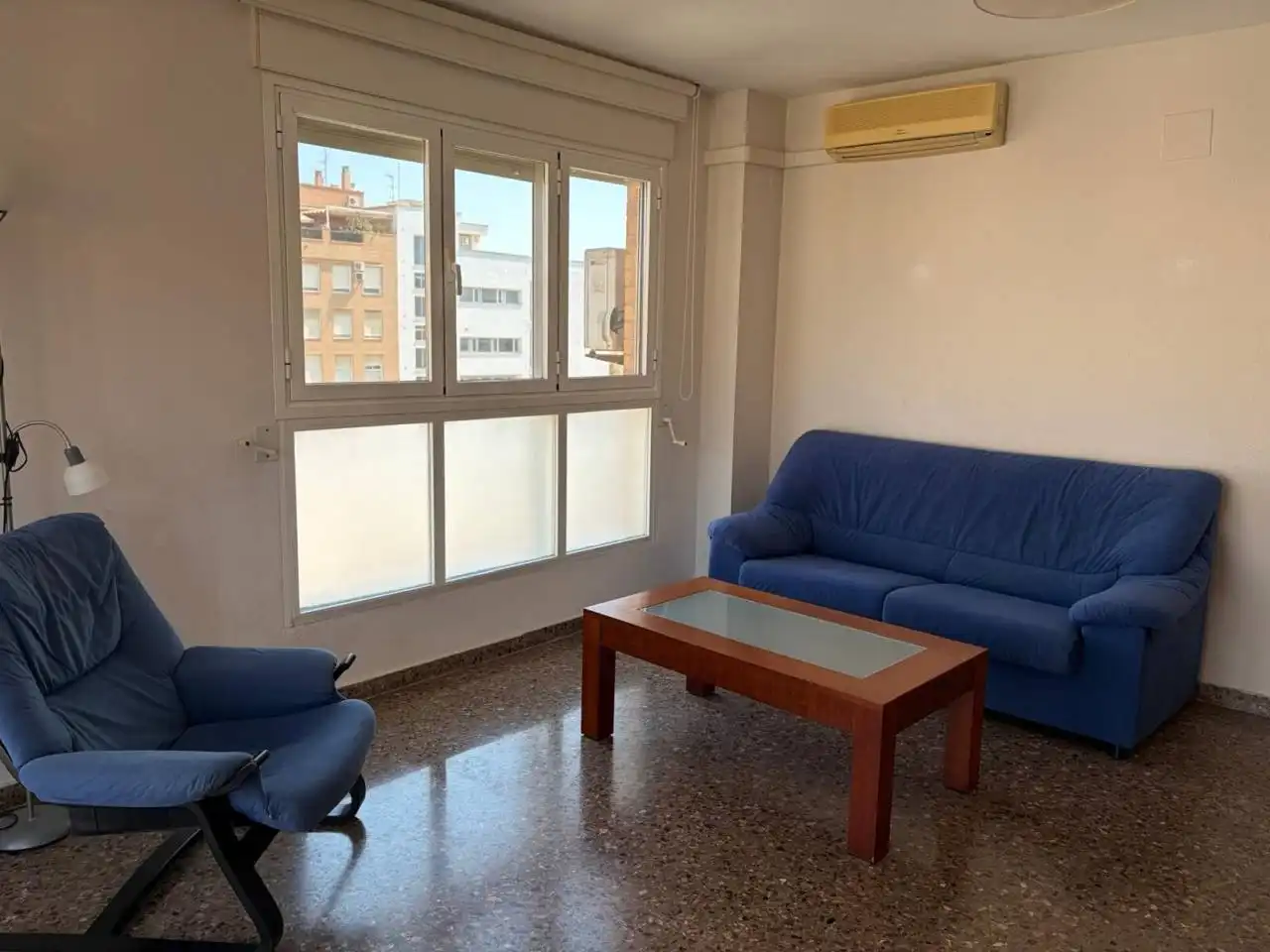 Sala d'estar de Pis en venda en Valencia amb Aire condicionat, Calefacció i Parquet