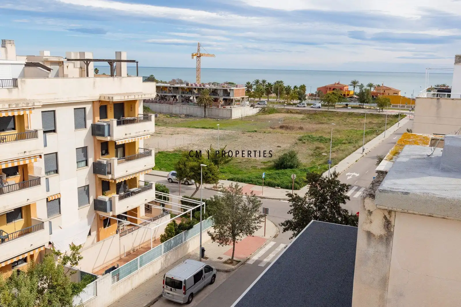 Vista exterior de Àtic de lloguer en Almenara amb Aire condicionat, Terrassa i Piscina