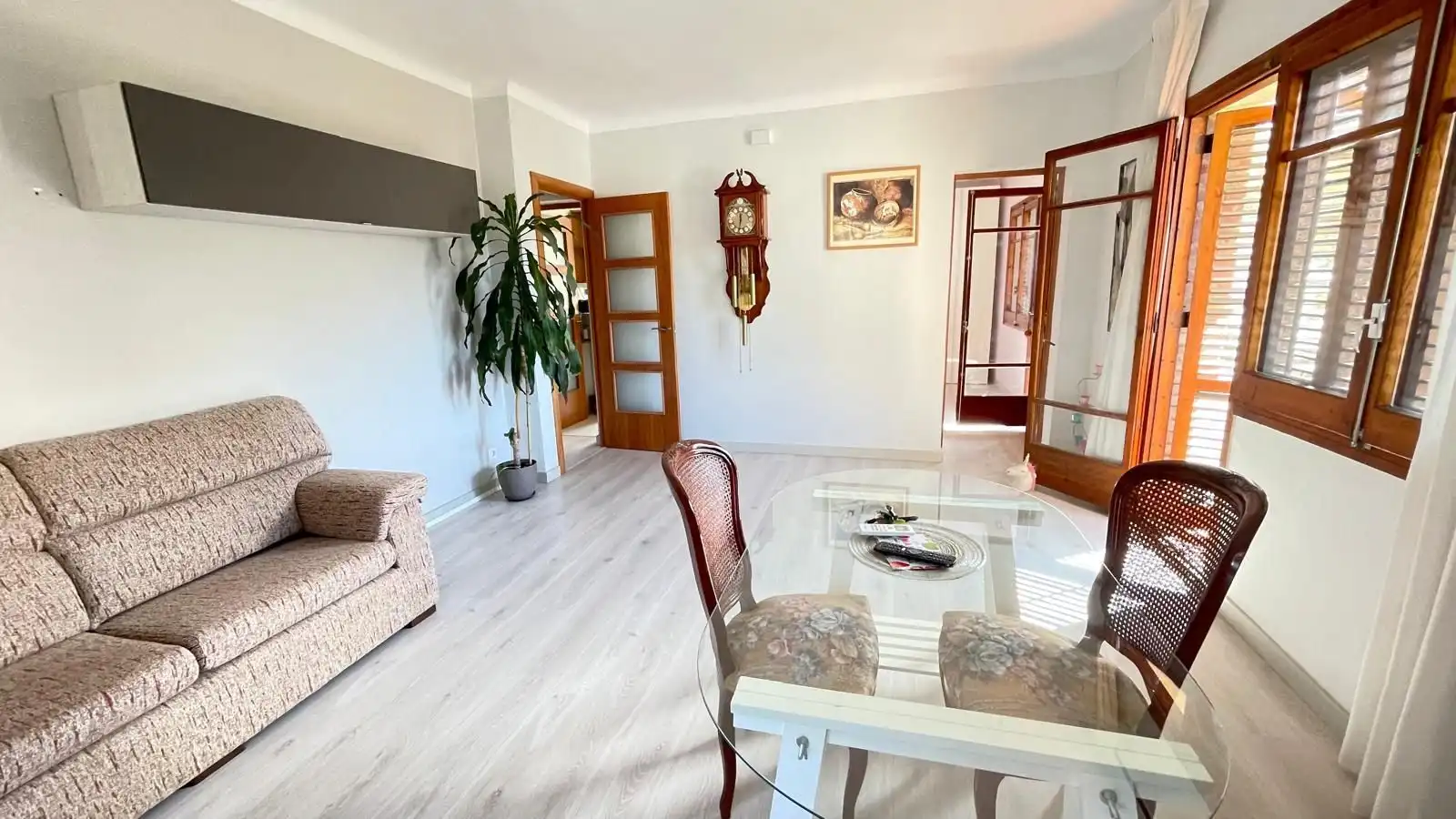 Sala d'estar de Pis en venda en Sant Cebrià de Vallalta amb Aire condicionat i Terrassa
