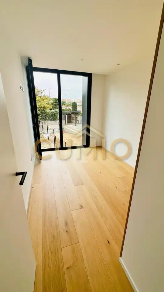 Schlafzimmer von Einfamilien-Reihenhaus zum Verkauf in Nigrán mit Heizung, Privatgarten und Terrasse