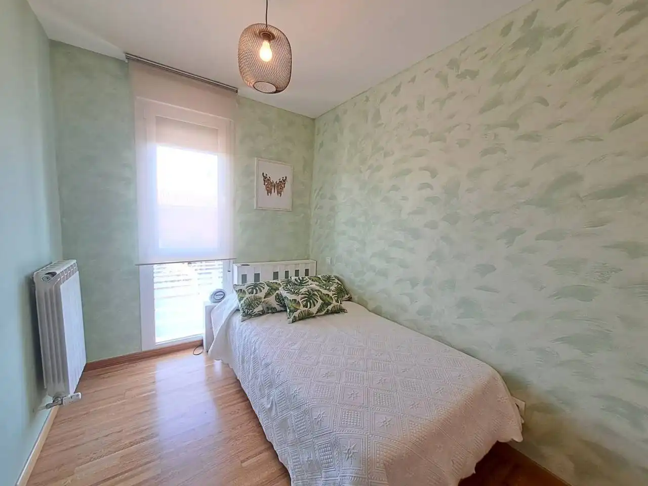 Habitación de Casa o chalet en venta en Valdorros con Calefacción, Jardín privado y Parquet