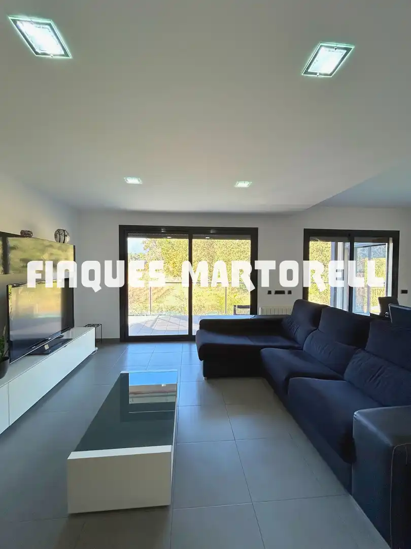 Living room of Houses for sale in Santa Coloma de Farners  with Air Conditioner, Heating and Private garden