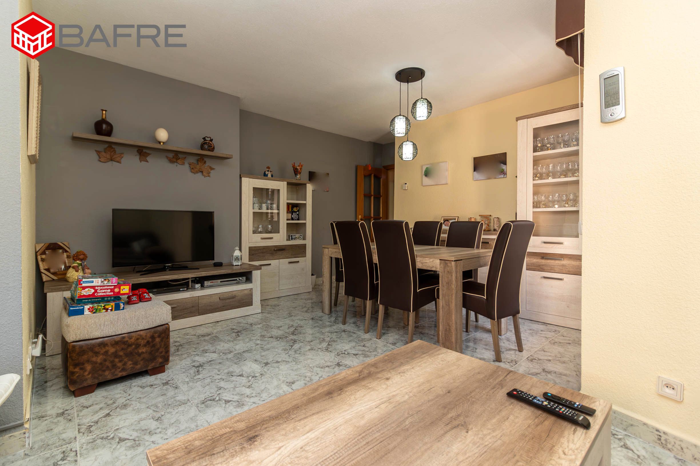 Sala d'estar de Pis en venda en Valdemoro amb Aire condicionat i Terrassa