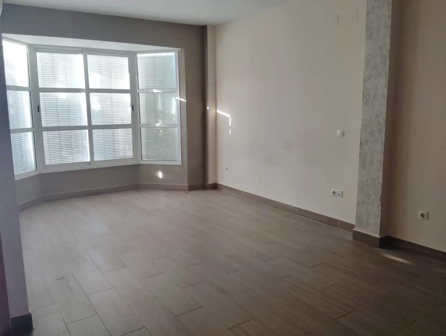 Reihenhaus mit Terrasse zum Verkauf in Gerena, imagen 4