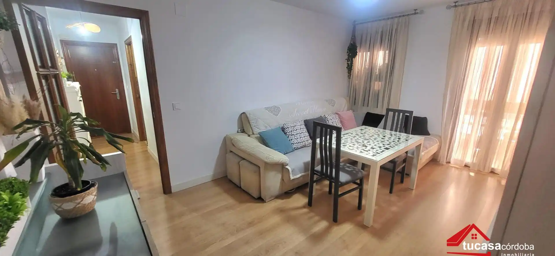 Sala d'estar de Pis en venda en Córdoba amb Aire condicionat, Calefacció i Terrassa