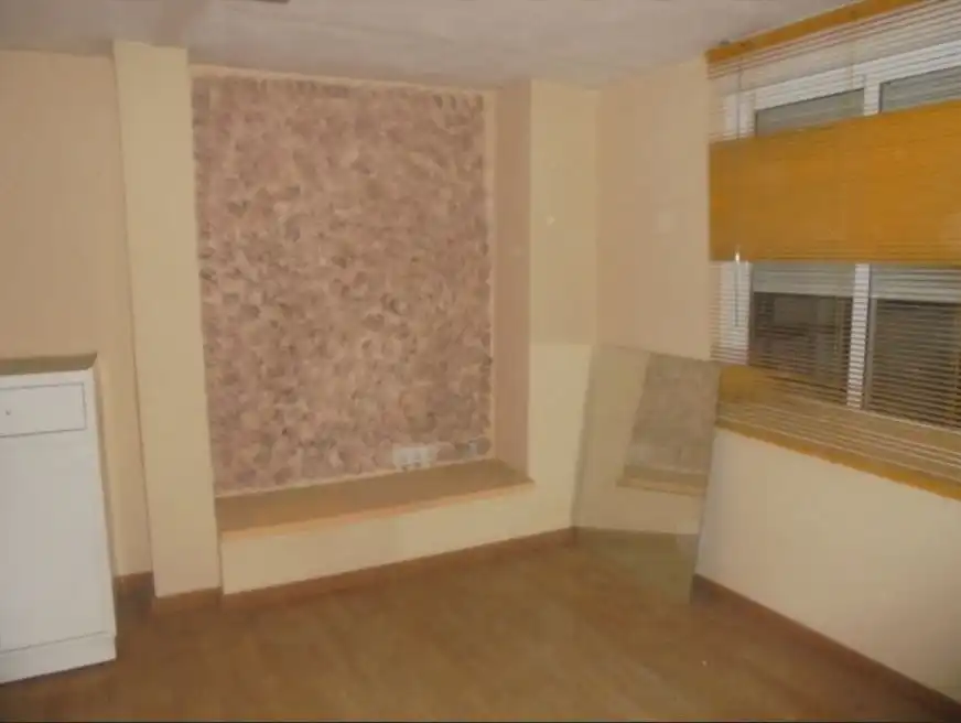 Gewerbefläche zum Verkauf in Carrer Menéndez y Pelayo 6, imagen 2