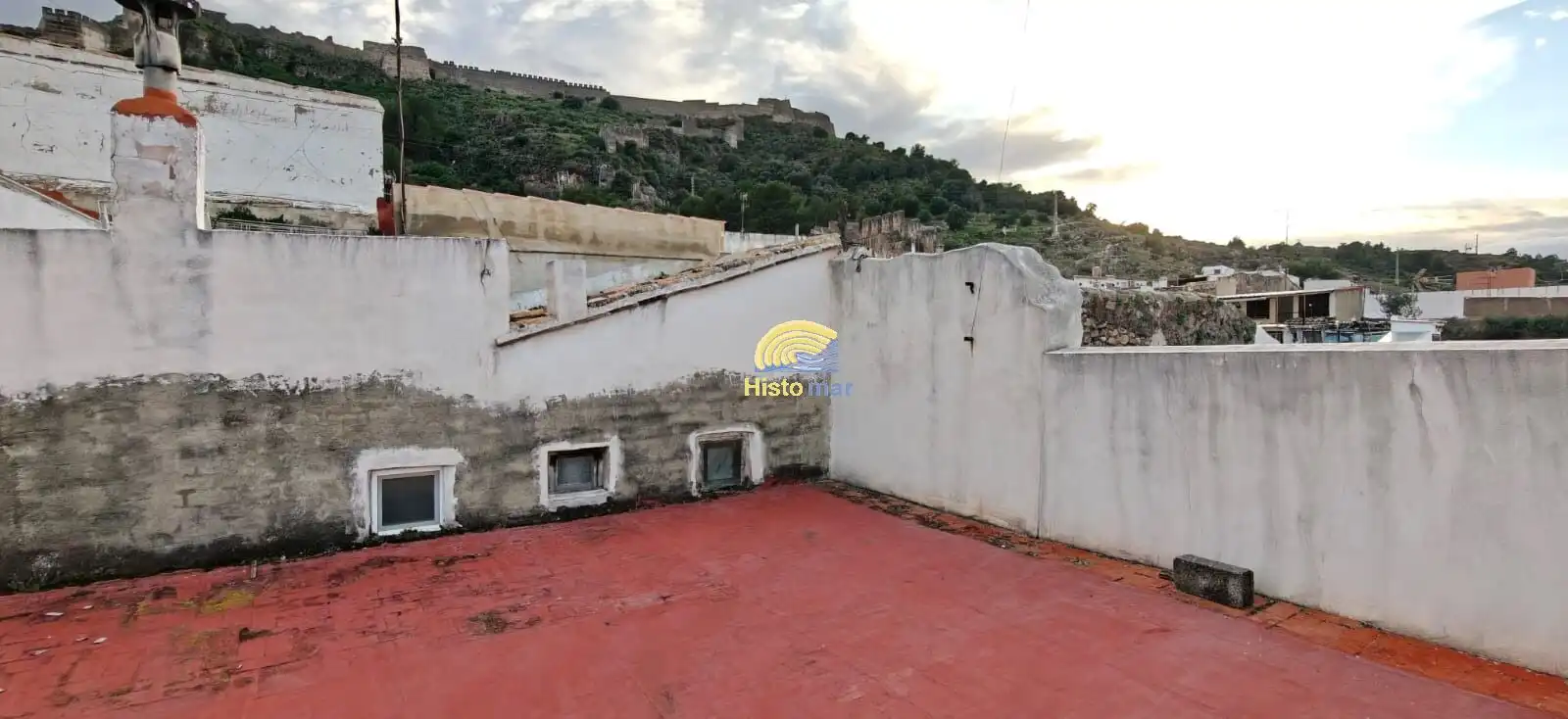 Vista exterior de Casa o xalet en venda en Sagunto / Sagunt amb Terrassa i Traster