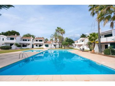 Apartamento con piscina en venta en Cala d'en Bosch - Serpentona