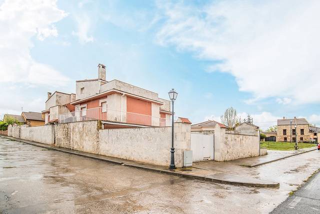 Casa adosada en Venta en C/ San Miguel en Fresno de la Fuente