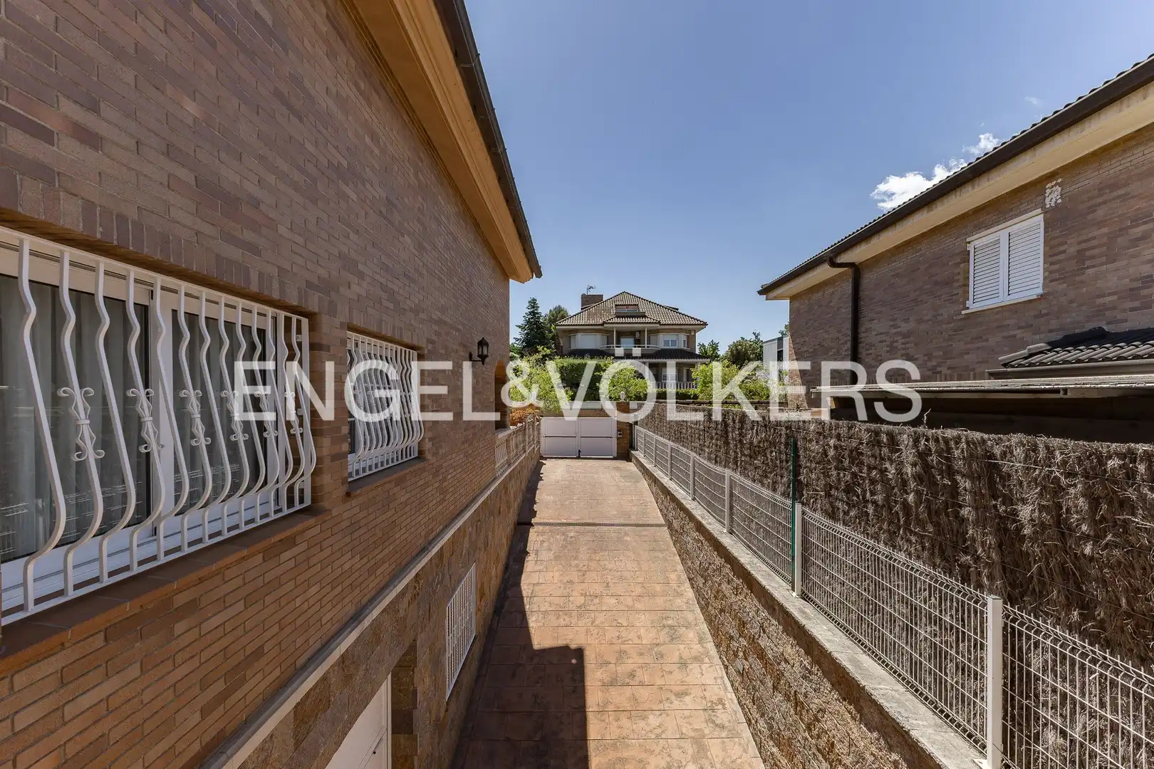 Vista exterior de Casa o chalet en venta en Molins de Rei con Aire acondicionado, Calefacción y Jardín privado