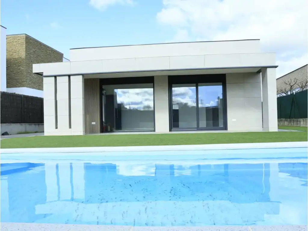 Piscina de Casa o chalet en venta en Gurb