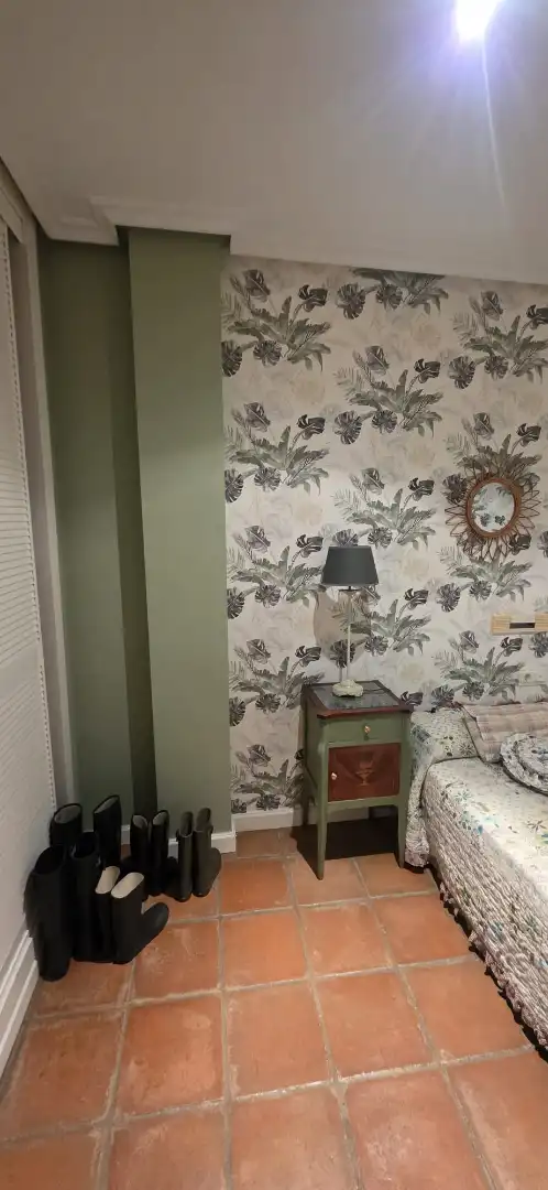 Bedroom of Houses for sale in Guijuelo  with Balcony