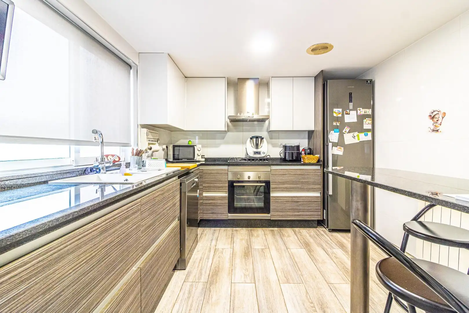Cocina de Casa adosada en venta en Carlet con Aire acondicionado, Trastero y Alarma