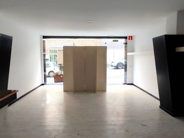 Local comercial en Venta en Rúa Sanjurjo Carricarte en Acea de Ama - O Burgo