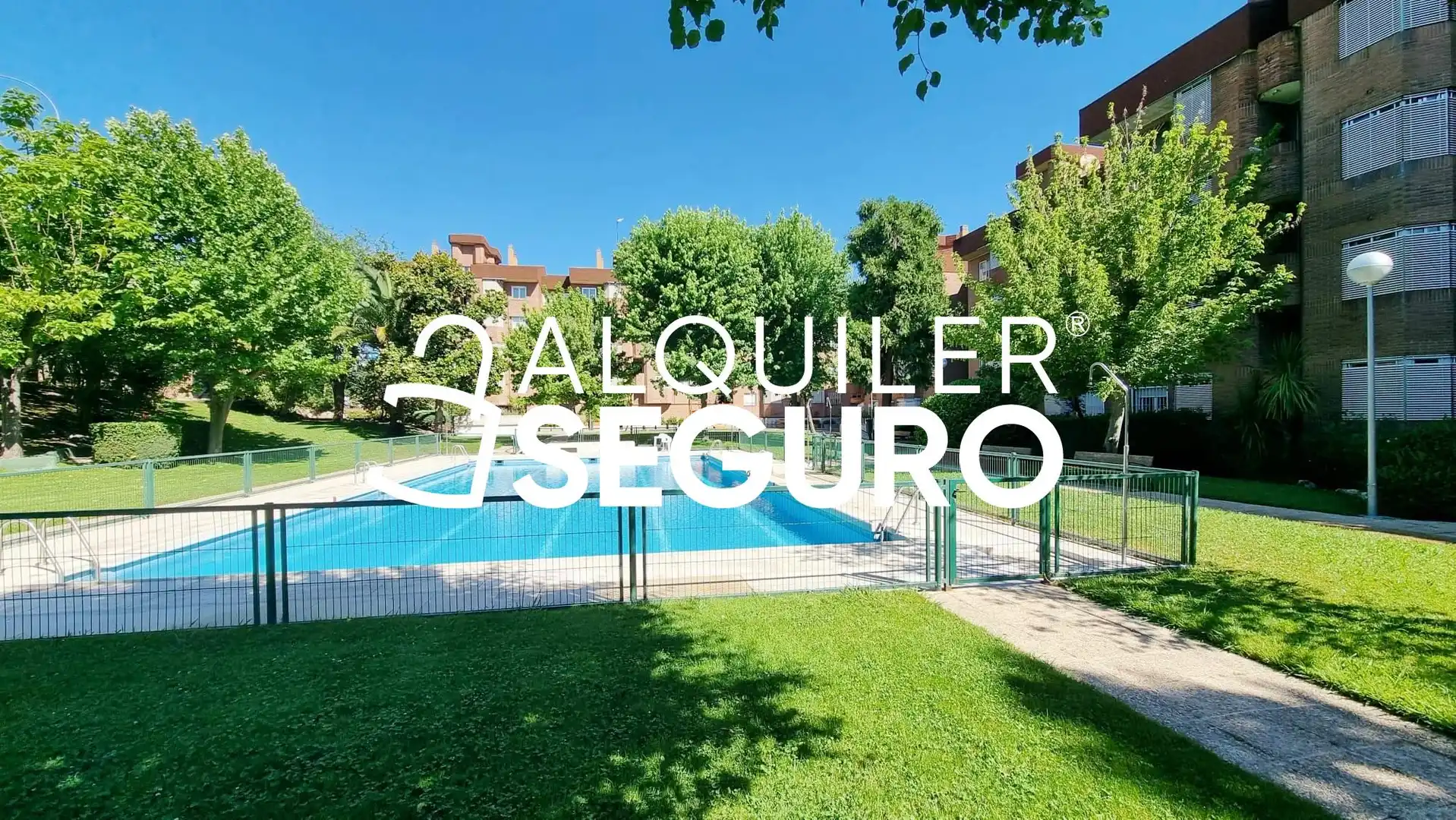 Exterior view of Flat for rent in Las Rozas de Madrid  with Air Conditioner, Heating and Terrace