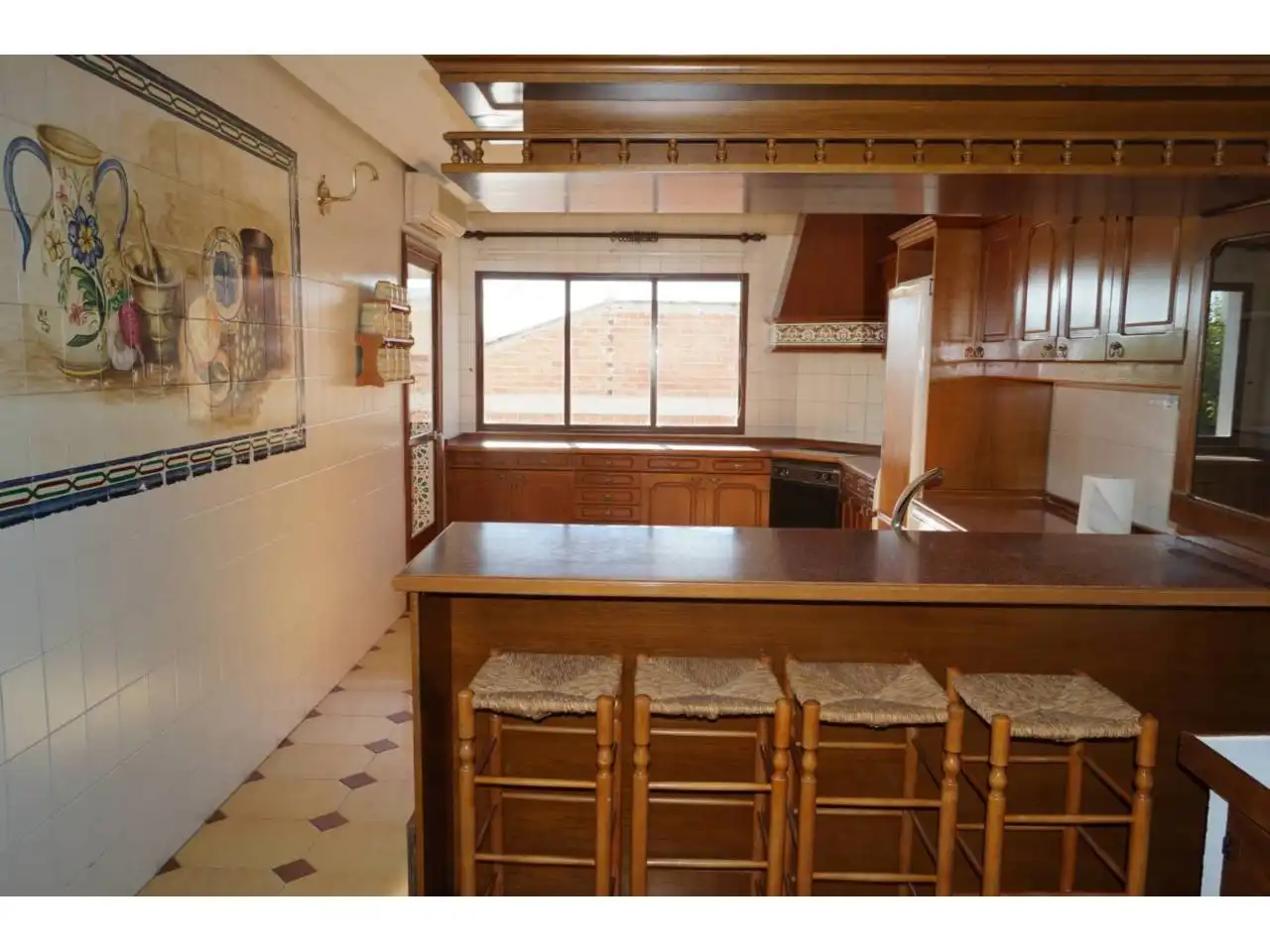 Flat with terrace for sale in Baena
