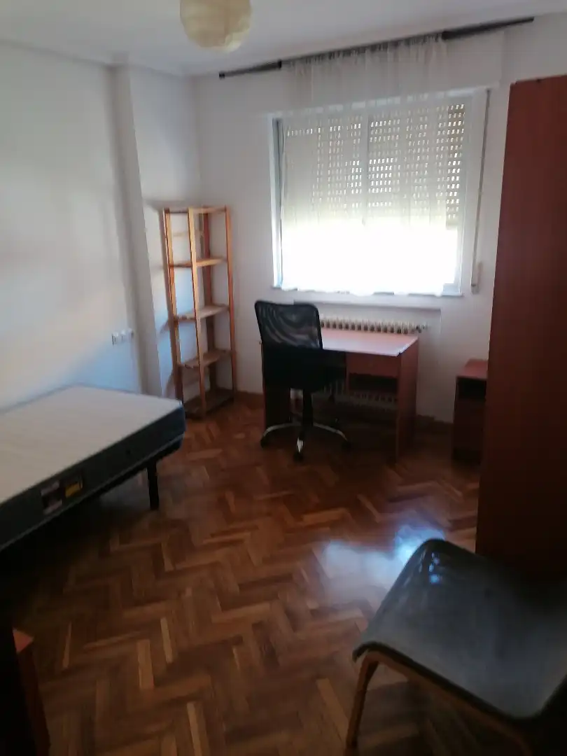 Dormitori de Pis en venda en Salamanca amb Calefacció, Parquet i Forn