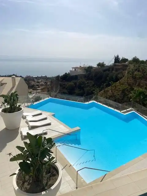 Piso con piscina en alquiler en Calle Rododendro, imagen 34