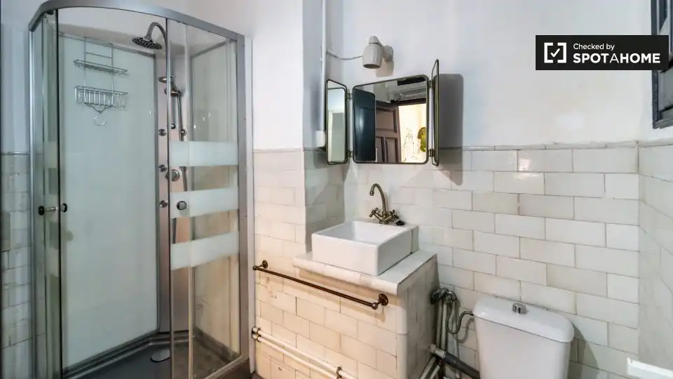 Flat with terrace to rent in Ciutat Vella, imagen 14