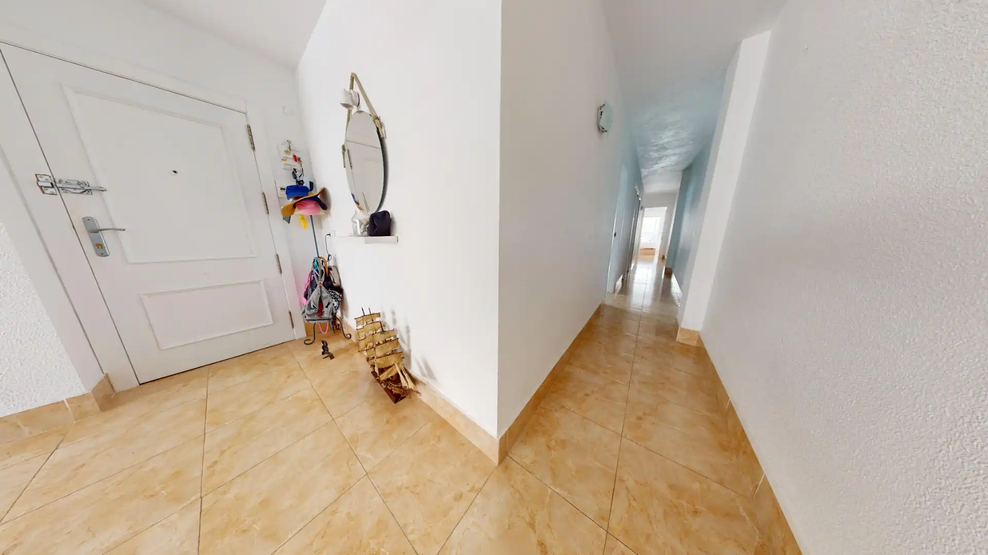Piso en venta en Torrevieja con Aire acondicionado, Terraza y Amueblado