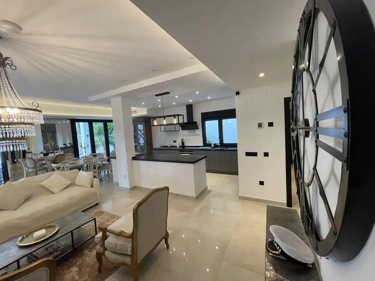 Cocina de Casa o chalet de alquiler en Marbella con Aire acondicionado, Jardín privado y Piscina