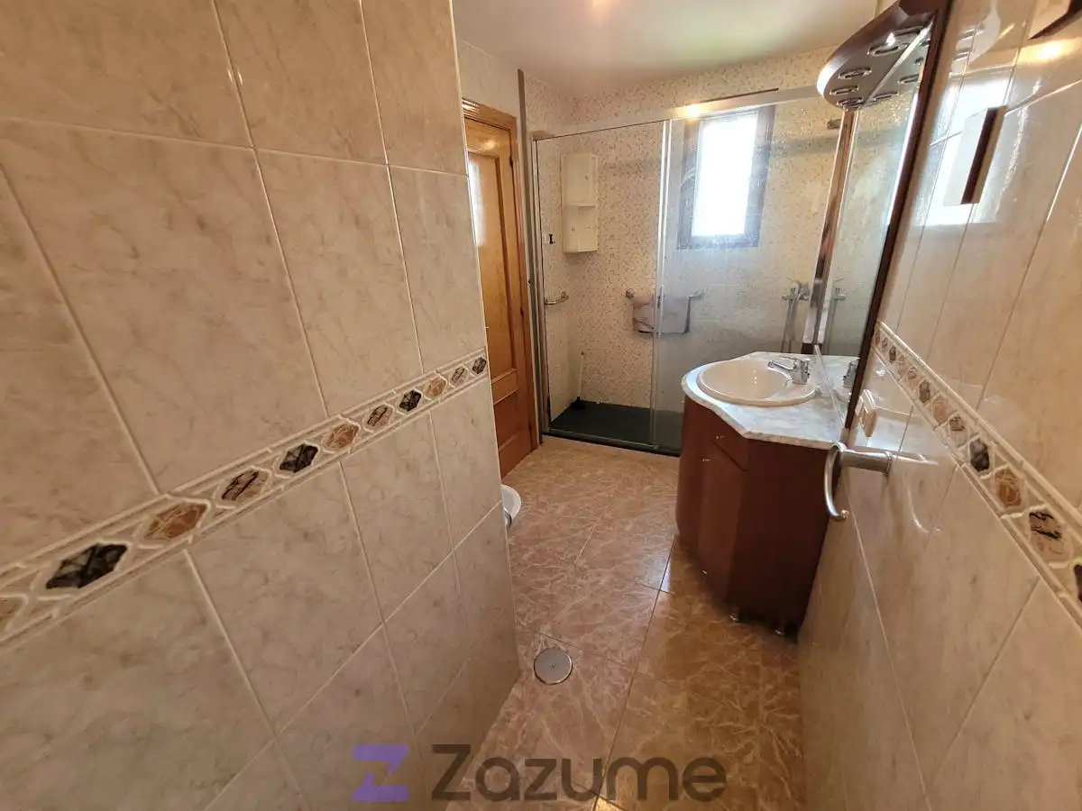 Badezimmer von Wohnung zur Miete in San Cristóbal de Segovia mit Heizung, Möbliert und Ofen