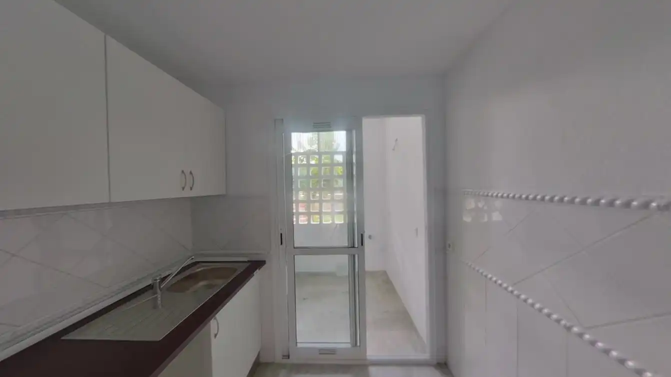 Cocina de Piso en venta en Marbella con Piscina