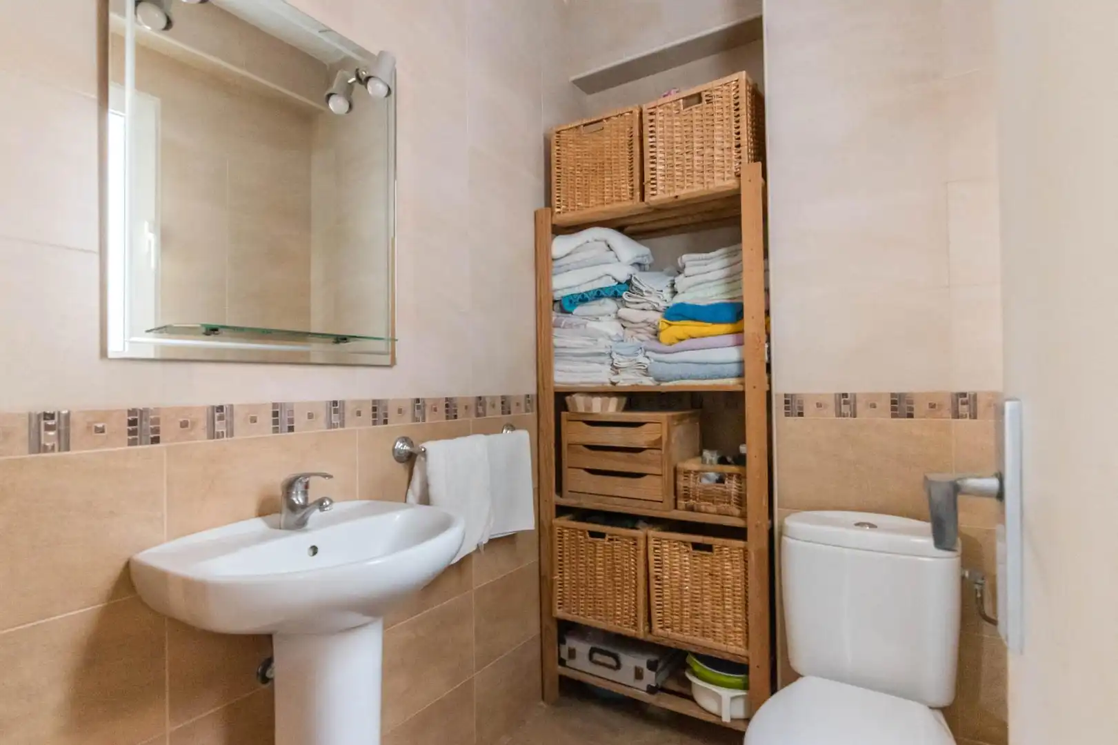 Badezimmer von Wohnung zur Miete in Murcia mit Klimaanlage, Terrasse und Abstellraum