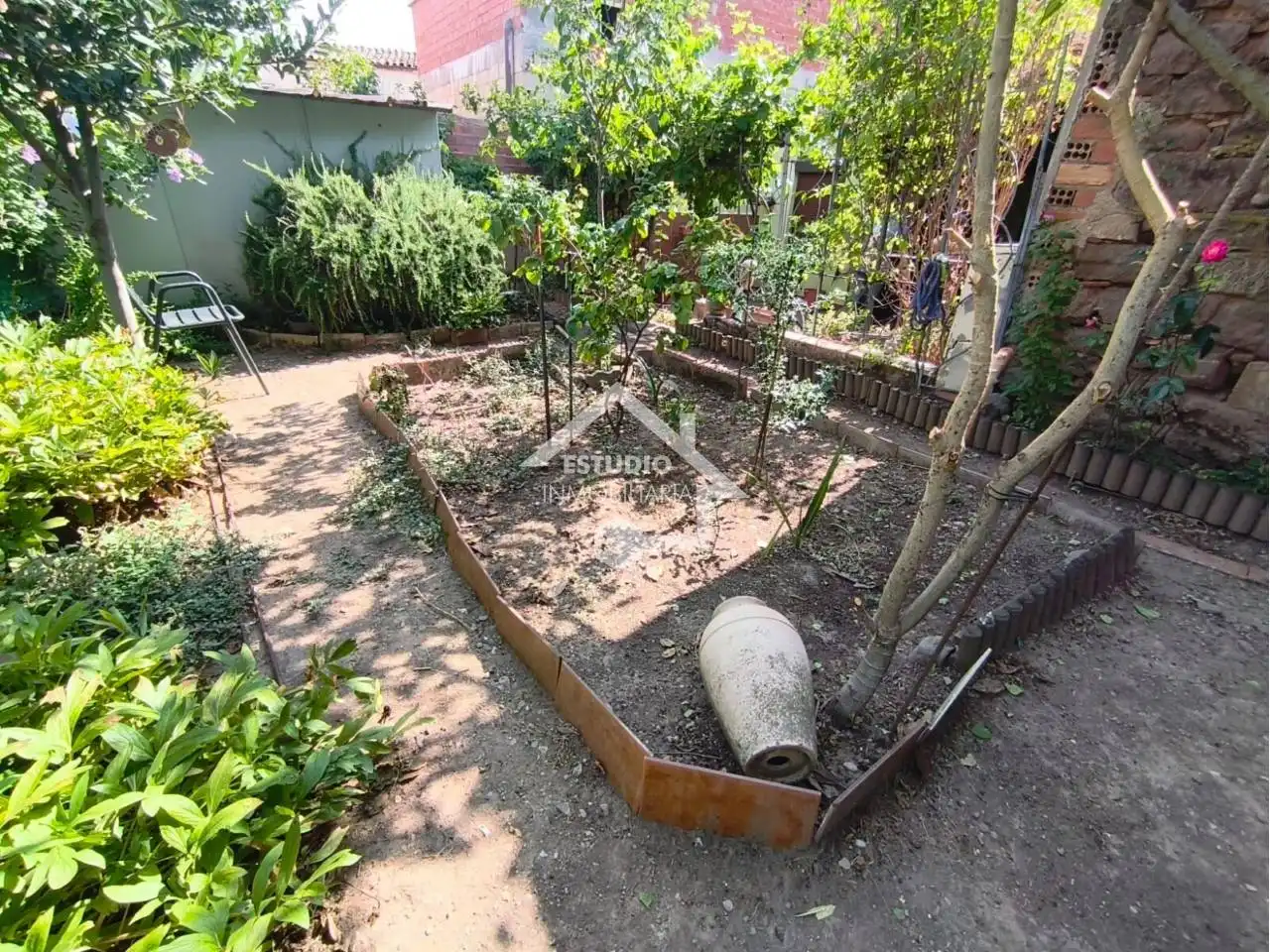 Houses for sale in Alesanco  with Heating, Private garden and Furnished