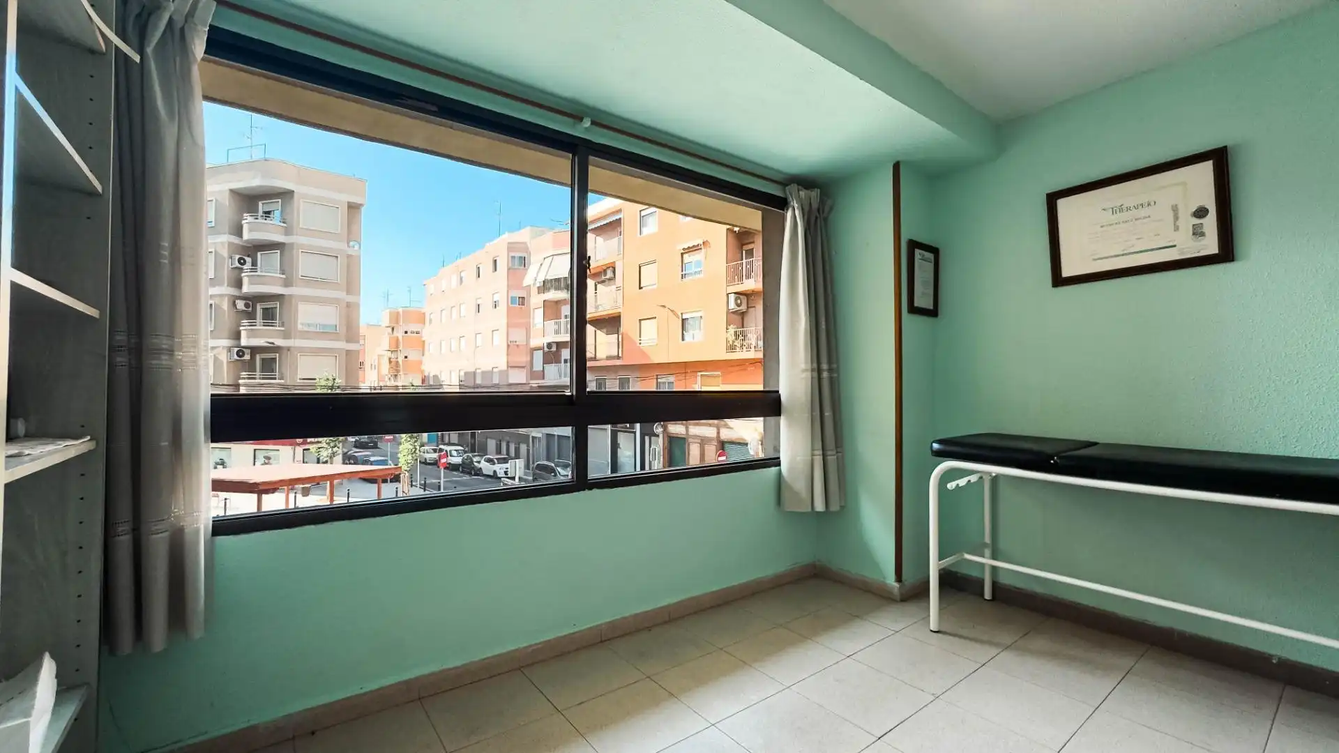 Büro zum Verkauf in Calle Montserrat Guilabert Valero, Carrús Oeste