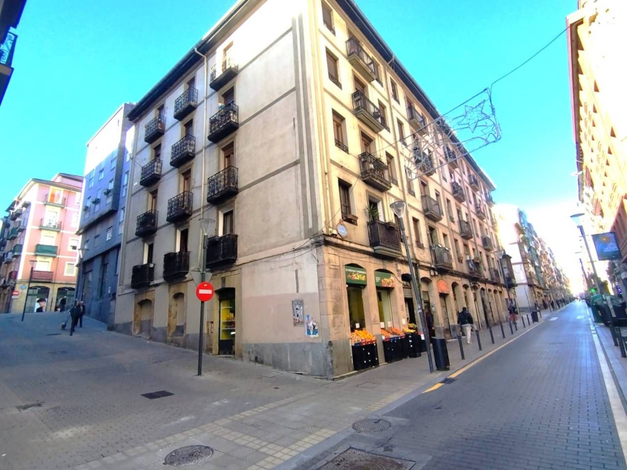 Vista exterior de Pis en venda en Bilbao  amb Calefacció i Balcó