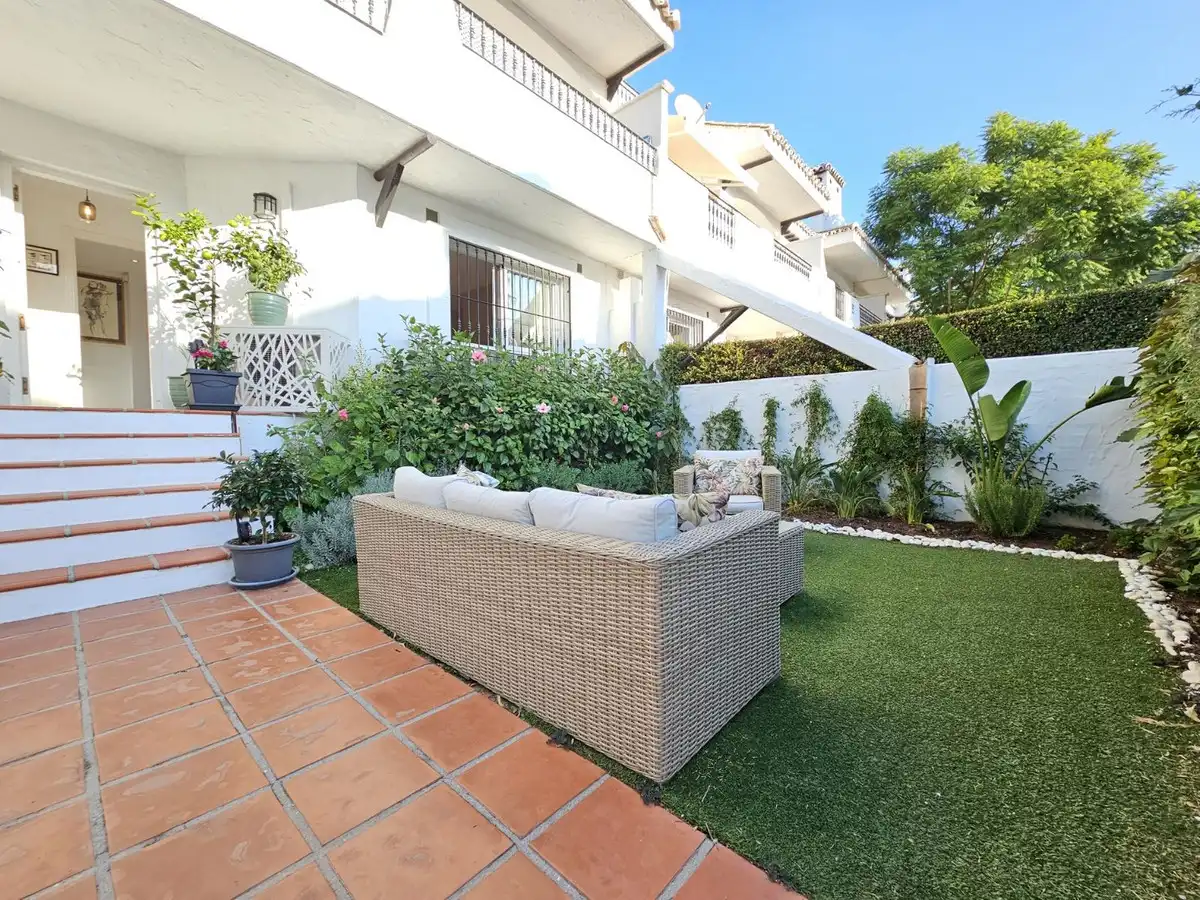 Jardí de Casa o xalet en venda en Marbella amb Aire condicionat, Moblat i Internet