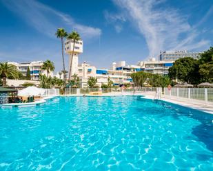 Swimming pool of Apartment to rent in Torremolinos  with Furnished, Oven and Washing machine