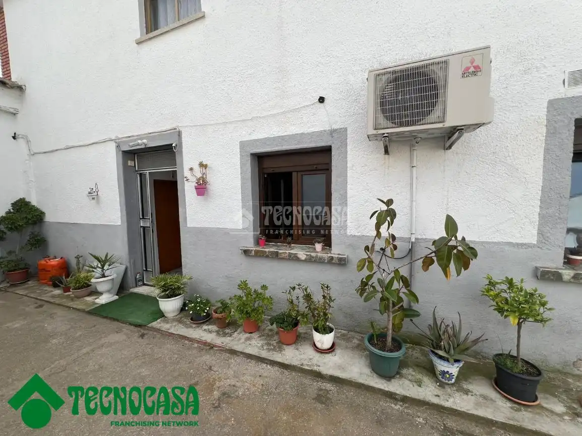House with garden for sale in La Puebla de Montalbán, imagen 3